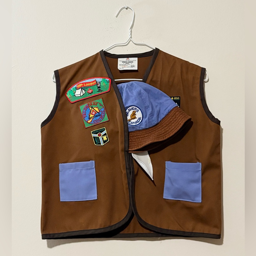 Beaver scout vest & hat set